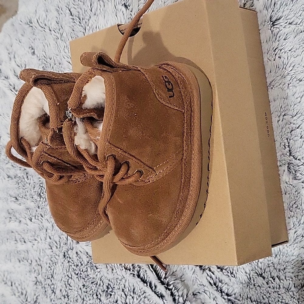 Like NEW in box baby Ugg boots